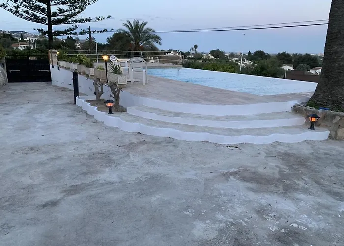 ヴィラ Mareta